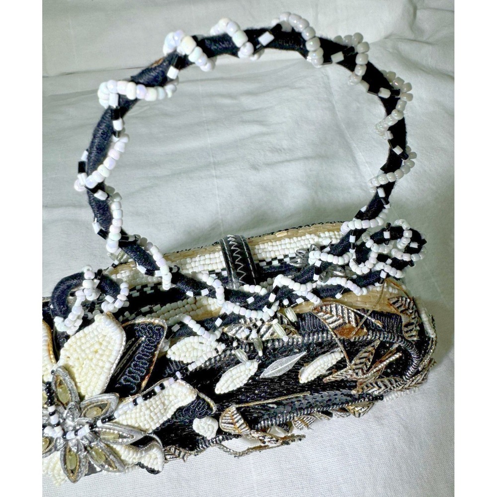 Vintage Mary Frances Beaded Mini Handbag Black White Floral Evening Purse Y2K - Picture 3 of 16